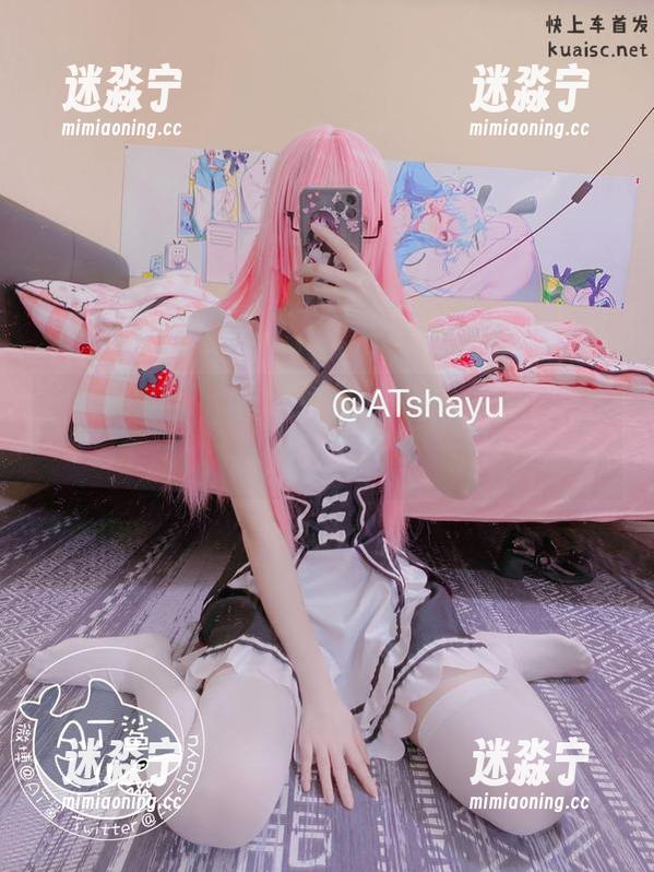看到AT鲨的高清户外cos，感觉云朵都在嫉妒她