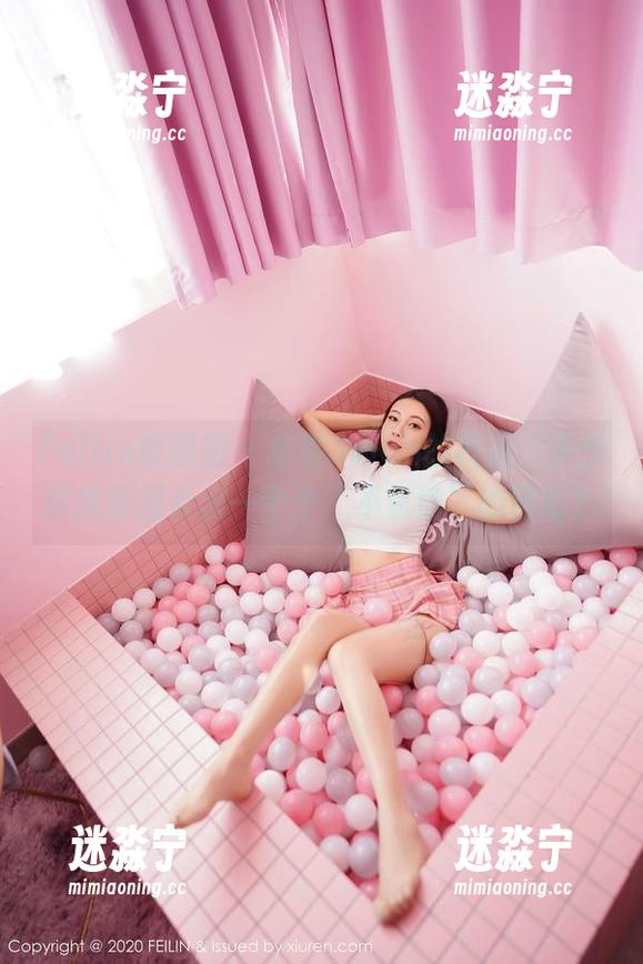 Feilin嗲囡囡 - 史雯Swan的校服，多少原图能组合出一个个“不靠谱”的回忆？