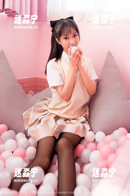 Feilin嗲囡囡 - 水手服里的晗大大Via，私拍我有一万种想法