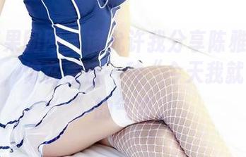 GIRLT果团网 – 请允许我分享陈雅漫的红裙作品，像在宣告一种“今天我就是女王”的气势。