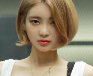 不靠圣光，Hyoyeon(김효연)也能让你脑袋发热的Kawaii图集！