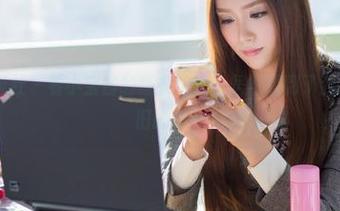 IMiss爱蜜社 – 看小宝酱的睡衣合集，居然想到了我那件磨破的旧睡衣…