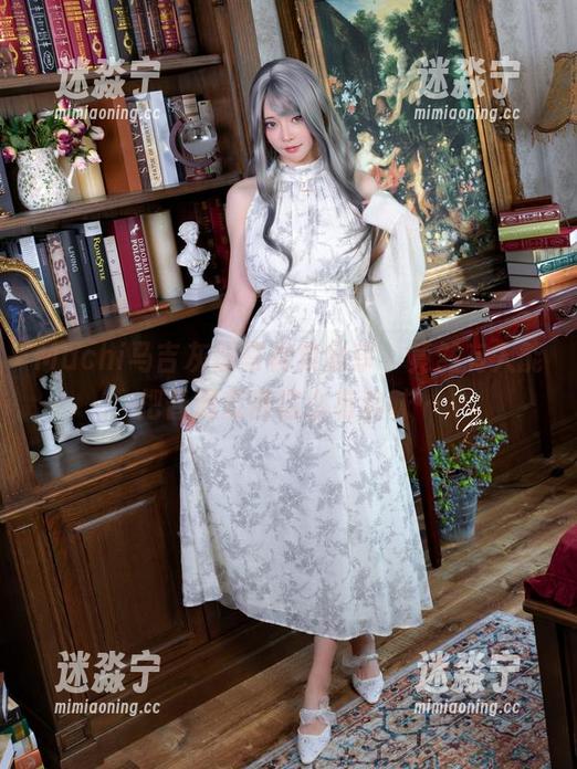 Machi马吉 Machi马吉灰丝写真集分享,竟然有人能把普通变得这么有韵味…