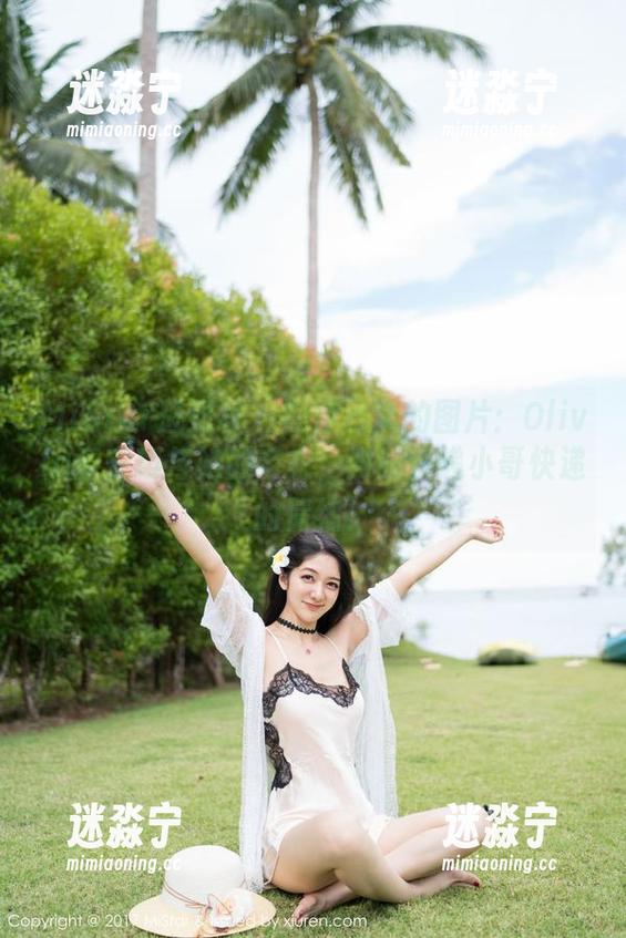 MiStar魅妍社 - 期待已久的图片：Olivia童安琪与她的毛衣，谢谢快递小哥快递的情绪！
