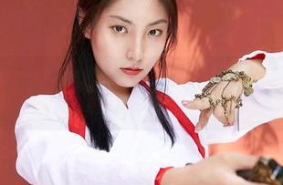 MiiTao蜜桃社 – 套图都是咕噜Sweet的日常，免费让你脑补个不停