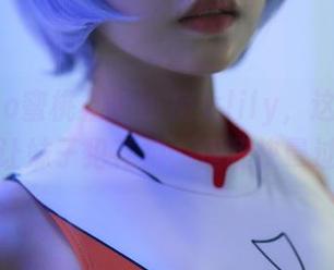 MiiTao蜜桃社 – 小魔女lily，这组美足写真没让妹子犯花痴，但我快晕过去了！