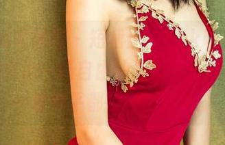 UGirls尤果网 – 短裙梦，Sukki可儿在这里演绎出一场自由的舞步，原图里的每一帧似乎都在轻声细语。
