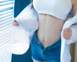 UGirls尤果网 – 才可儿的办公室写真：每一瞥都让我想悄悄换壁纸