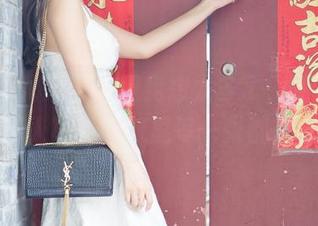 UGirls尤果网 – 是我想太多了，还是谭晓彤的双人写真图册里每一张都在放闪？