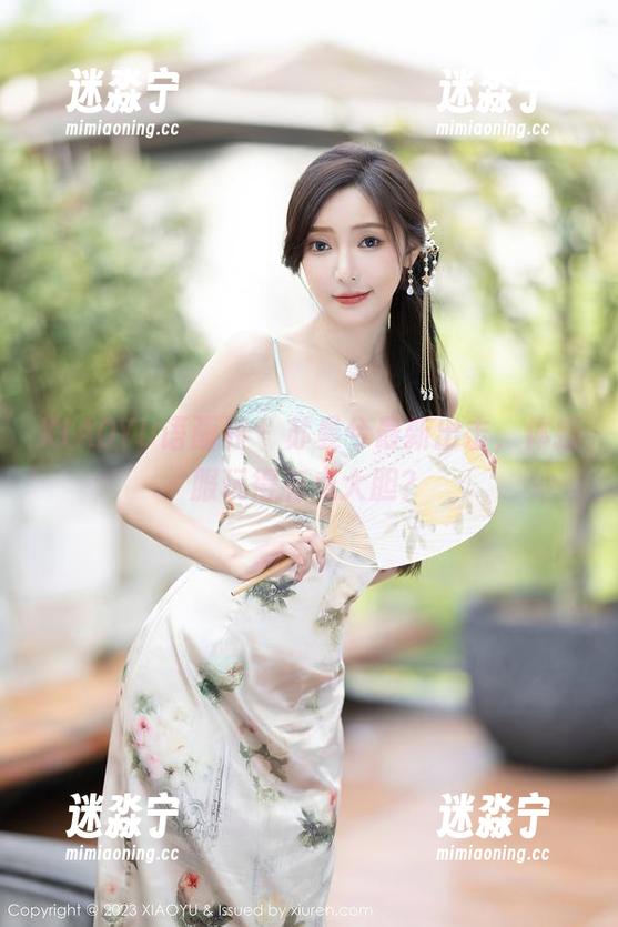 XIAOYU语画界 - 苏曼兮最新出击，体操服玩得有点大胆？