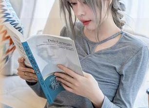XINGYAN星颜社 – 哎呀，安安Angel的灰丝新图包又来了，渴望已久吧？别着急，啧啧。