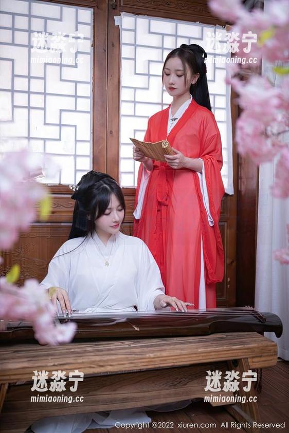 Xiuren秀人网 - 小魔女奈奈：作品集里有“剧情”，这可真是让人想多了！