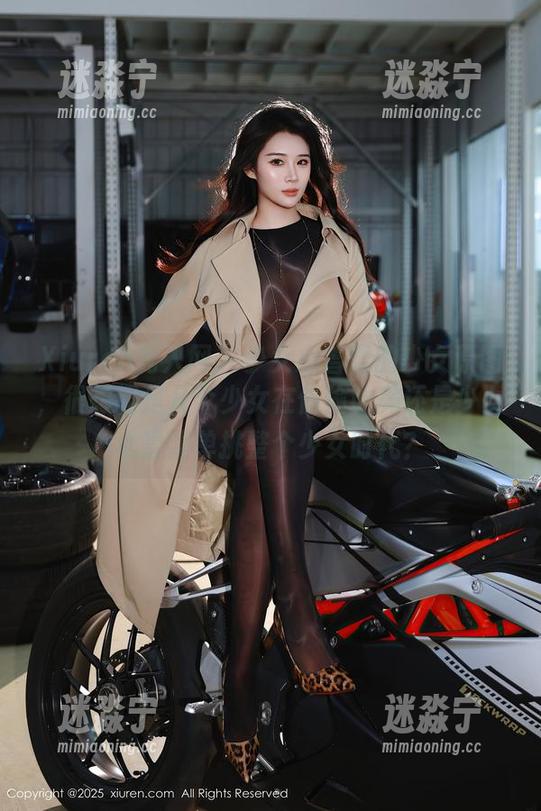 Xiuren秀人网 - 少女心雪雪的少女原图，很想问是几个少女在偷偷比美还是少女心雪雪单挑整个少女时代？