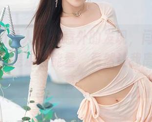 Xiuren秀人网 – 意外的发现，闫璐璐的图包满满是粉色能量，竟然让我离不开屏幕。