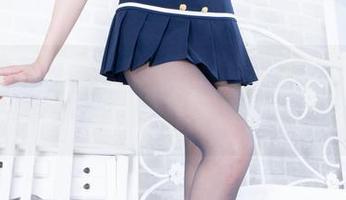 beautyleg – Queena的泳池小憩——原图合集，放松眼睛