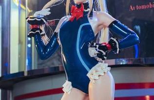 izumi泉桃子展示她的毕业季：我敢打赌她肯定又在想新商业合作！