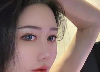 微密圈 – 不爱笑的赛琳的丝袜魔法，图片下载了解一下。