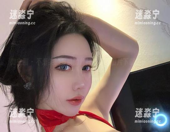 微密圈 - 不爱笑的赛琳的丝袜魔法，图片下载了解一下。