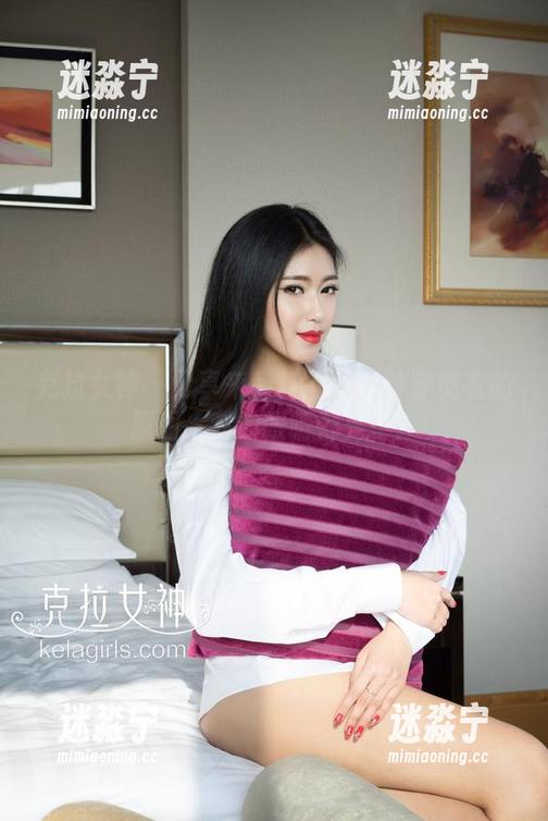 克拉女神-宋智珍 克拉女神 - 分享来啦!看宋智珍穿皮衣的原图,我的眼睛都亮了!