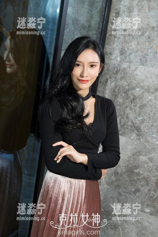 克拉女神 - 晚间的思绪漂浮，忆之的美图里那对棉袜在低声细语