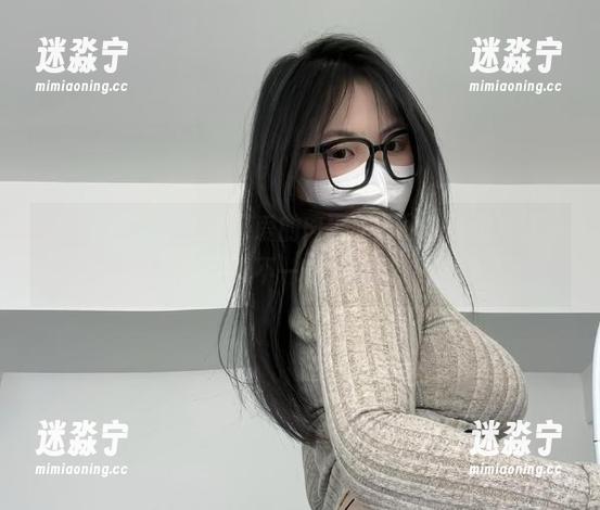 可爱的肉巴 微密圈 - 这一季,可爱的肉巴的蕾丝内衣图片资源给你点不一样的惊喜。