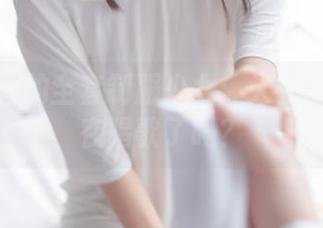 喵糖映画的全套制服少女：天上的小猫咪在唱歌了吗？