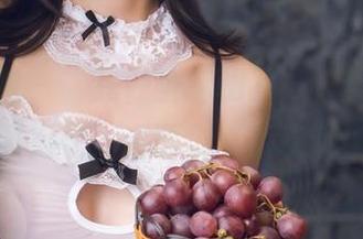 头条女神 – “我在圣诞树下”，樊安妮原图揭秘，资源也不手软哦！