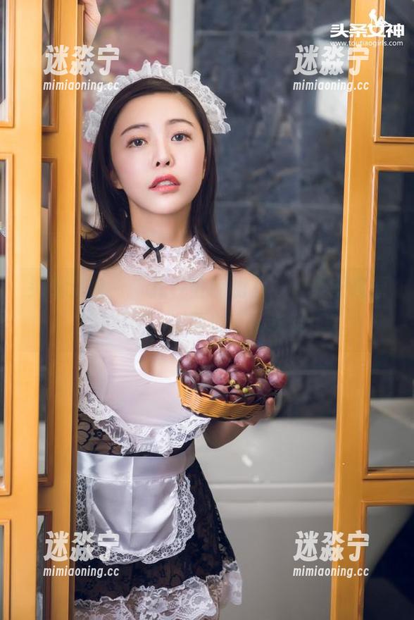 头条女神-樊安妮 头条女神 - “我在圣诞树下”,樊安妮原图揭秘,资源也不手软哦!