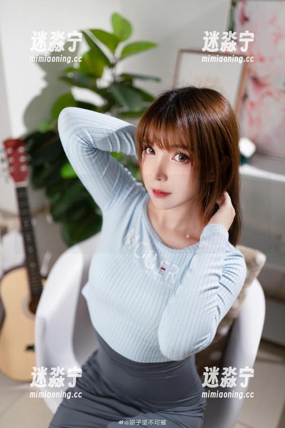 妍子坚不可摧分享了一组“黑色”，这色调是要表达什么深沉情绪，还是单纯想让我晚上失眠？