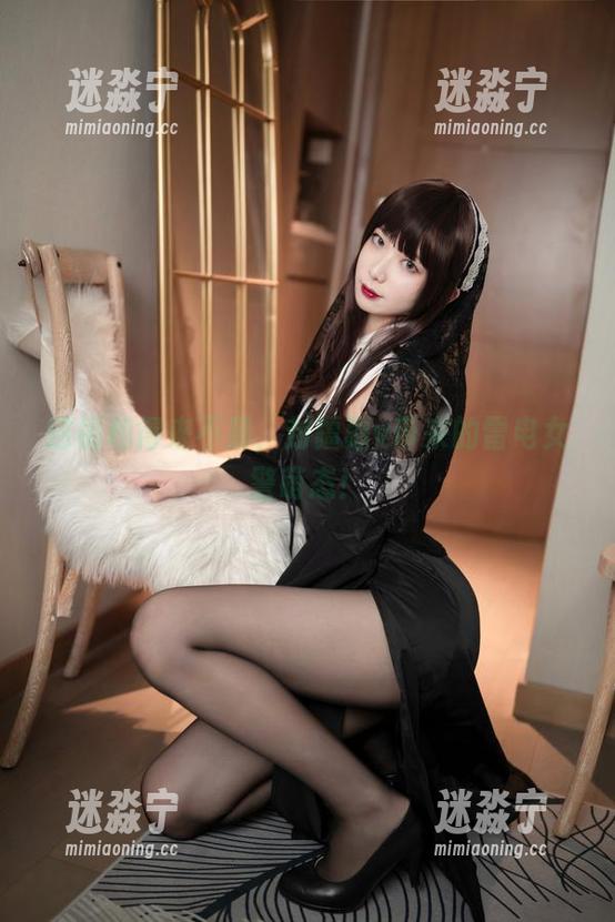这福利得来不易，封疆疆v带来的雷电女警萌态！