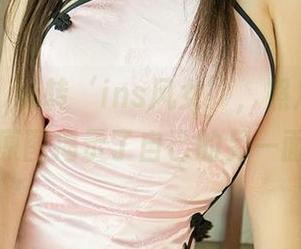 尤果网 – 玩转‘ins风女’，照片里笑笑的原图揭示了自己的另一面！