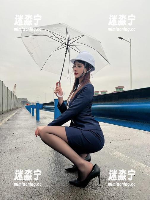 微密圈 - 就是阿朱啊的习惯：如何在宿舍里搭配钻石项链？作品集让你下载一把钥匙。