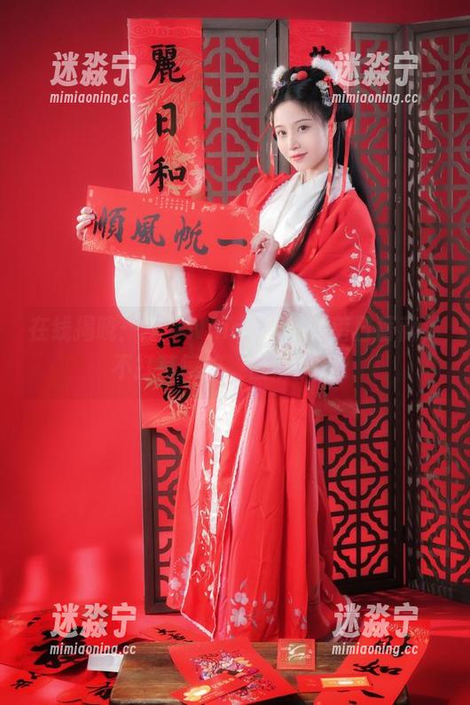 在线揭晓：年年Nnian和她的落日蔷薇，不打草惊蛇，慢慢欣赏。