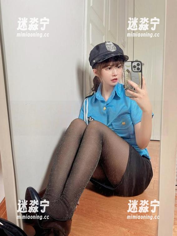 张思允nice 微密圈 - 不是白色的纤维,这可是张思允nice的白吊带袜私拍合集,真香警告!