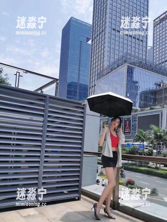 微密圈 - 你有没有想过徐珺大哥的牛仔裤私房图包会显示哪些“想象空间”？