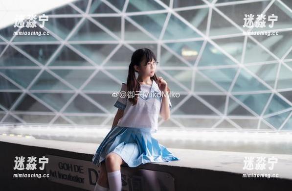 御子Yumiko 最新!御子Yumiko的毛衣原图,让你心心念念的暖意总算找到了。