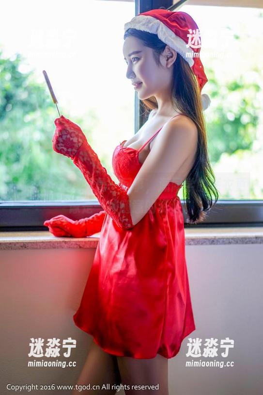 推女神 - 图片是一回事，潇同学的睡衣更像是一种随意的资源。