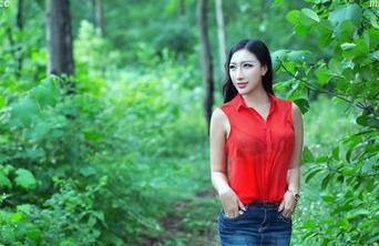 推女郎 – 话说李丽莎女友套图又更新啦！她这次让人嘴巴都合不拢。