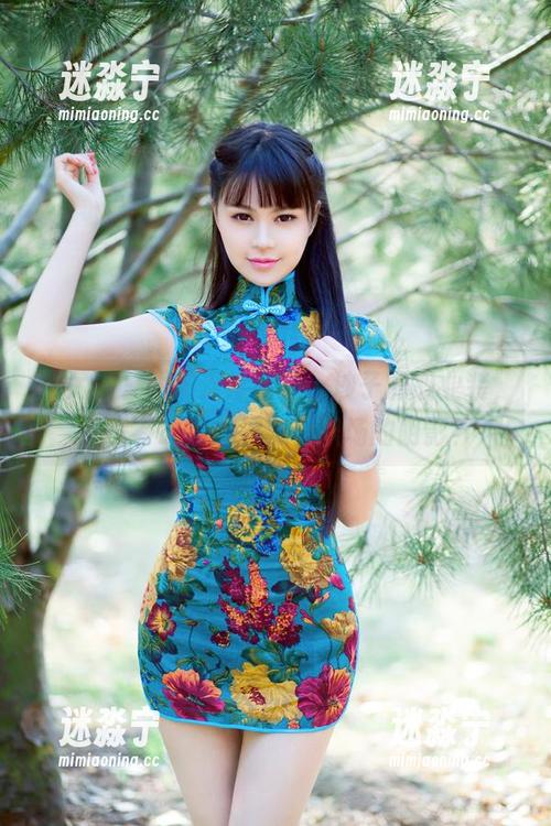 推女郎 - 图册深度解析：沙子的职业装，有没有让你想起那个职场的阴影？