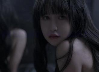 想看看晕崽Zz的裸足？来这里，高清合集等着你！