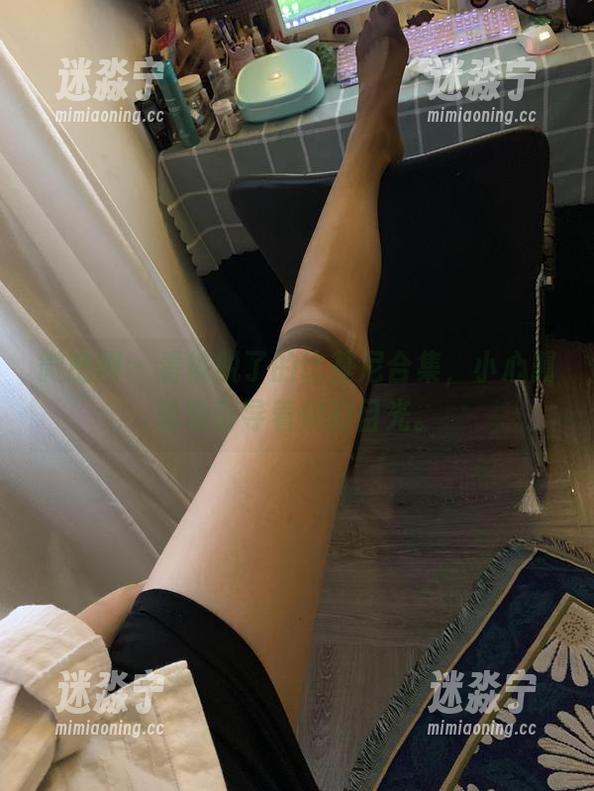 微密圈 - 看桃脱了的比基尼合集，小心翼翼地引导着你的目光。