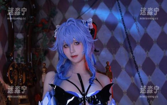 桜满三时 让“桜满三时”带你游走在办公室,别忘了下载这组写真哦!