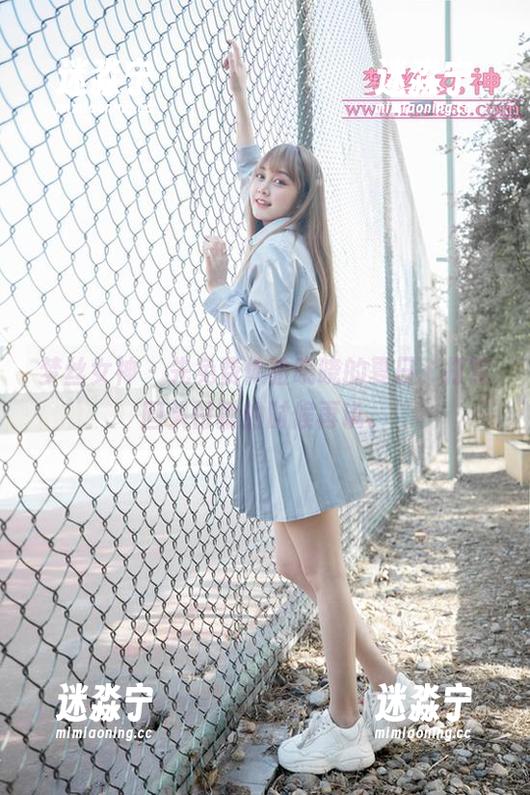 梦丝女神-晓晓 梦丝女神 - 先免费体验晓晓的夏日,打算回头付款的时候再说。