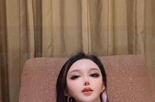 微密圈 – 精选泳衣写真，梦露veronica告诉你，气氛不紧张才能让水更清澈！