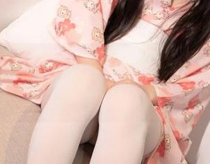 落入森萝财团的白丝作品里，福利中竟藏着不小的干货，每一缕都是一种小勾唆～