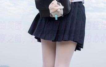 这次的美图，森萝财团搞的是白丝运动风，分享之前，先整理下自己的内心小剧场