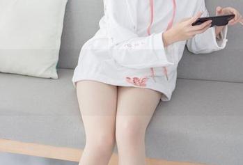 蓝色格子裙套图分享，森萝财团，你确定不想再拍几组？