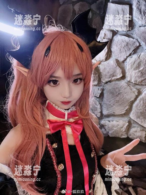 最新写真火热出炉，狐玖玖万圣节究竟是哪个鬼怪撒欢儿？