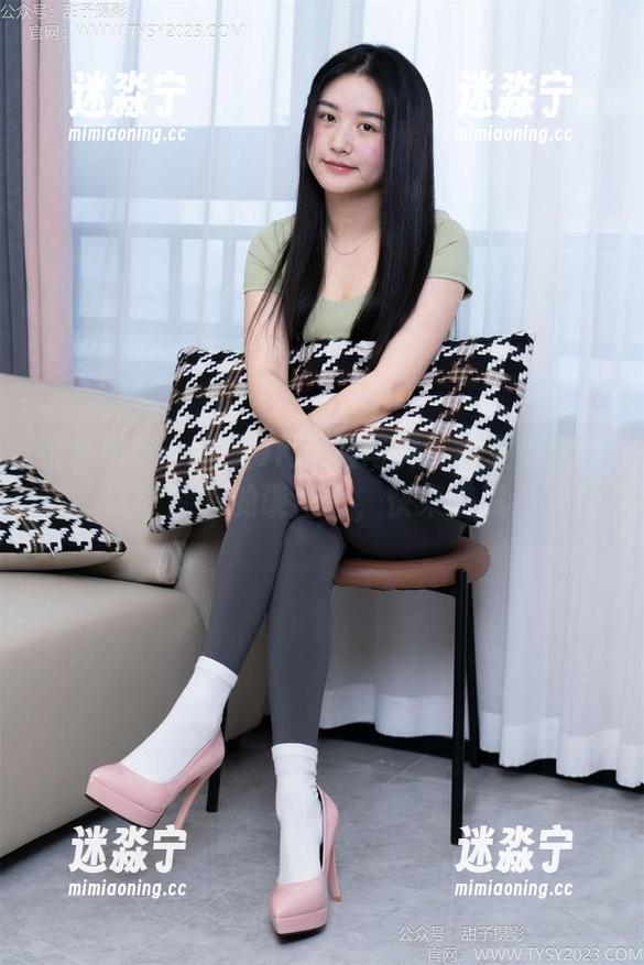 甜予摄影 - 璇璇JK制服写真：这是要多迷人才能有的谦虚吧，快来瞧瞧！