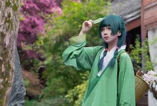 套图内藏惊喜，矢量鱼的猫猫冒险，跟随药屋少女的呢喃。